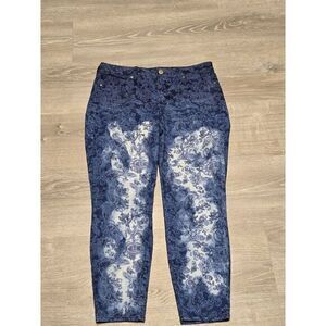 Bandolino Lisbeth Crop Women's Curvy Skinny Capri Blue Floral Print Jeans Size 8
